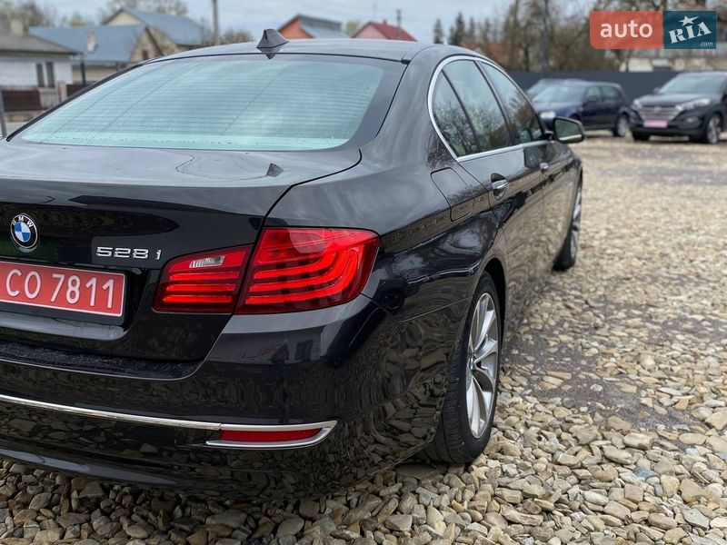Седан BMW 5 Series 2013 в Самборе