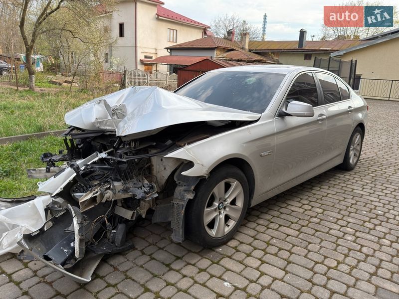 BMW 5 Series 2012 BMW 5 Series 2012