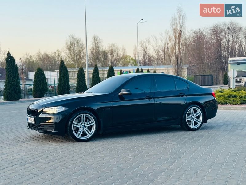 Седан BMW 5 Series 2014 в Кременчуці