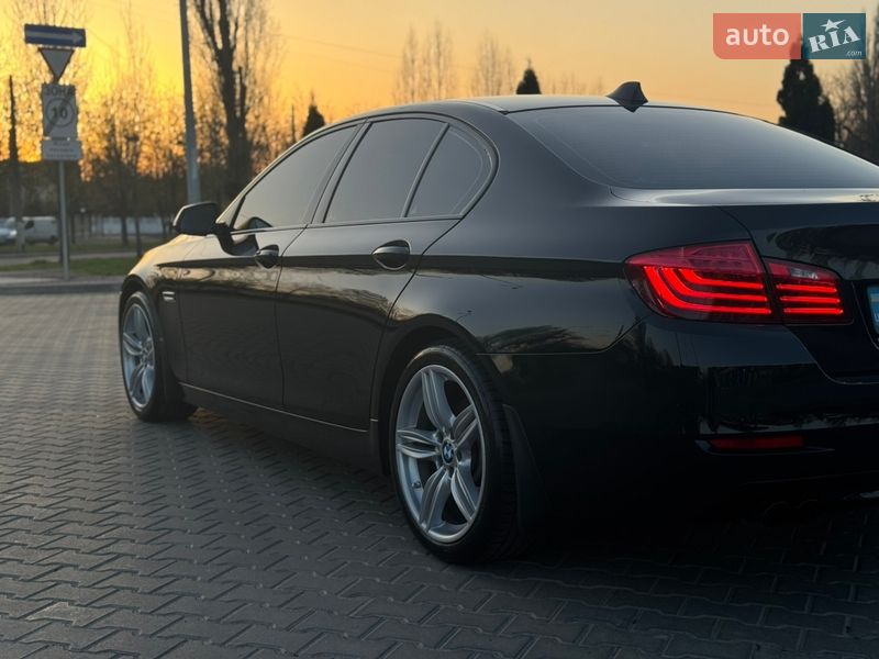 Седан BMW 5 Series 2014 в Кременчуці
