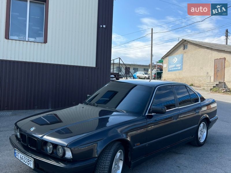 Седан BMW 5 Series 1994 в Жмеринке