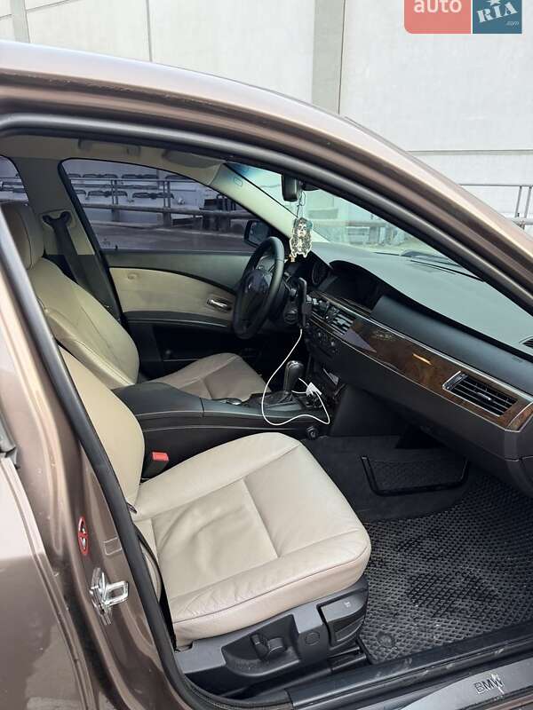 Седан BMW 5 Series 2006 в Києві фото 6 Седан BMW 5 Series 2006 в Києві