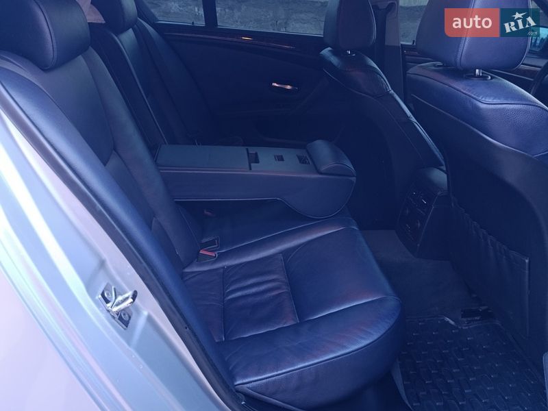 Седан BMW 5 Series 2007 в Гайсину