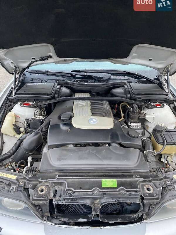 Седан BMW 5 Series 2002 в Виннице