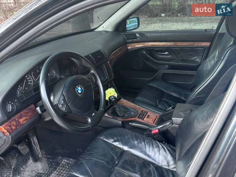 Седан BMW 5 Series 1997 в Днепре