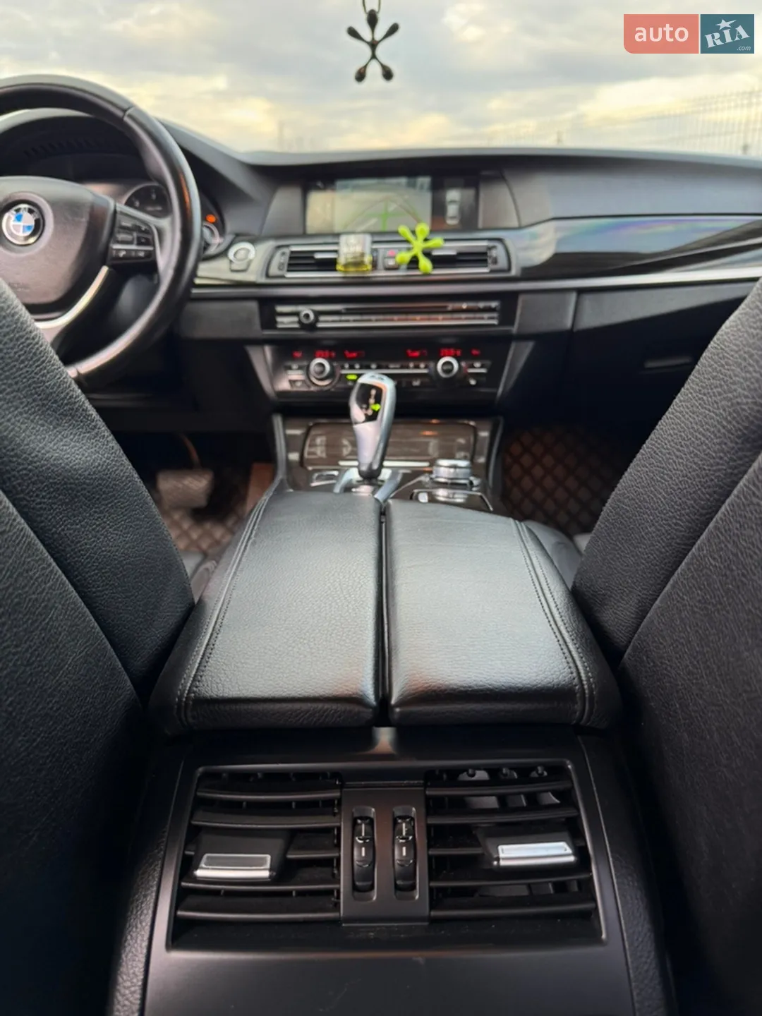 2013 BMW 5er - мініатюра 39