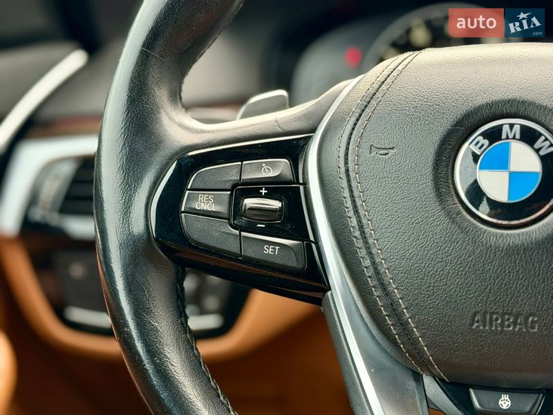 Седан BMW 5 Series 2017 в Ровно