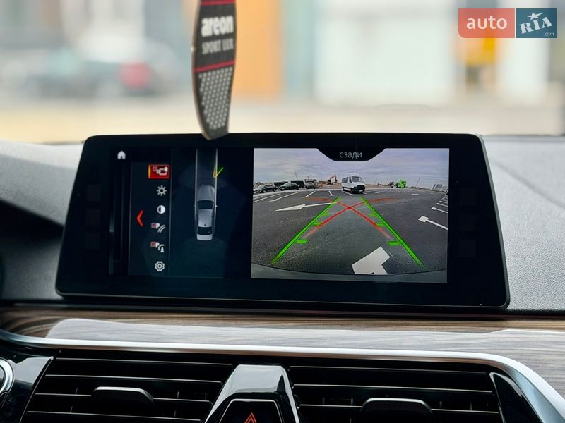 Седан BMW 5 Series 2017 в Ровно