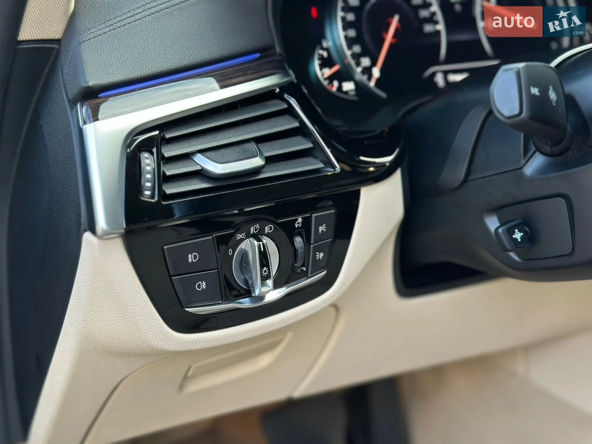 2017 BMW 5er - мініатюра 19