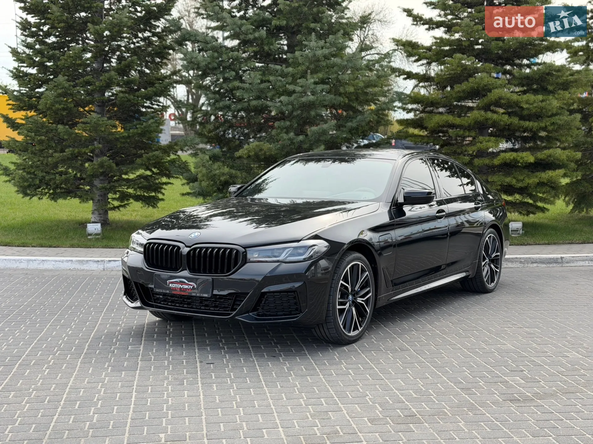 2022 BMW 5er - мініатюра 2