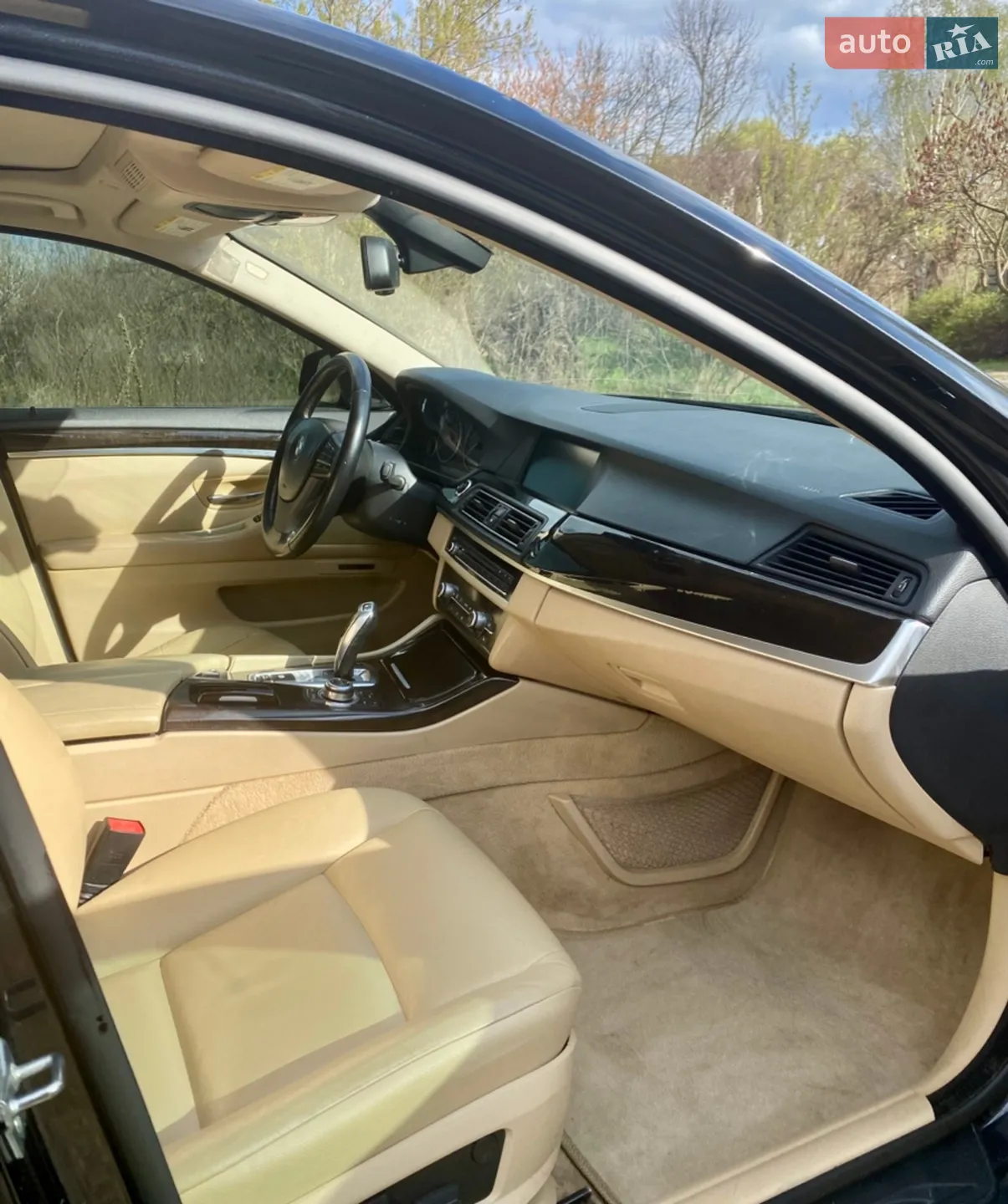 2010 BMW 5er - мініатюра 18