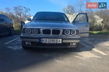 Седан BMW 5 Series 1993 в Вишгороді