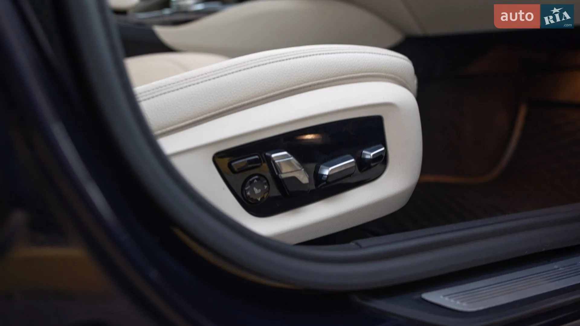 2019 BMW 5er - мініатюра 79