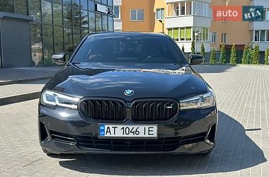 Седан BMW 5 Series 2021 в Новояворовске