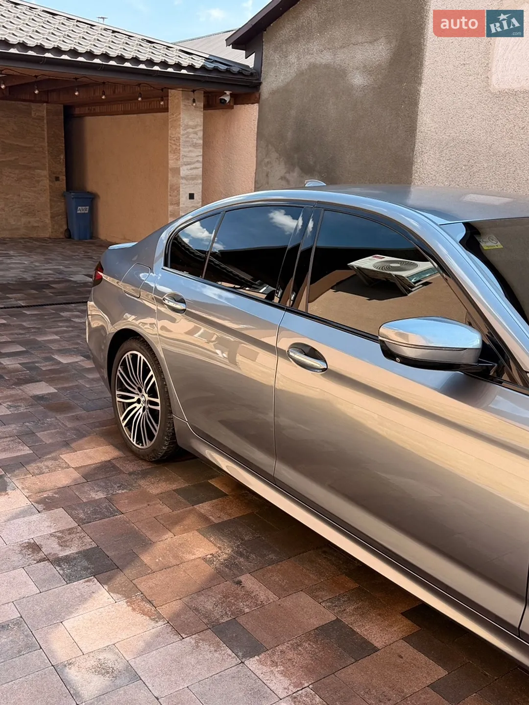 2017 BMW 5er - мініатюра 3