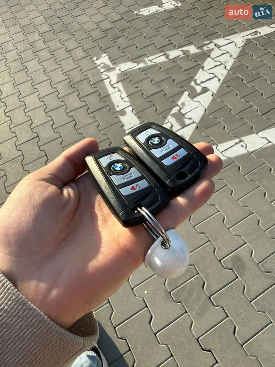 2012 BMW 5er - мініатюра 12