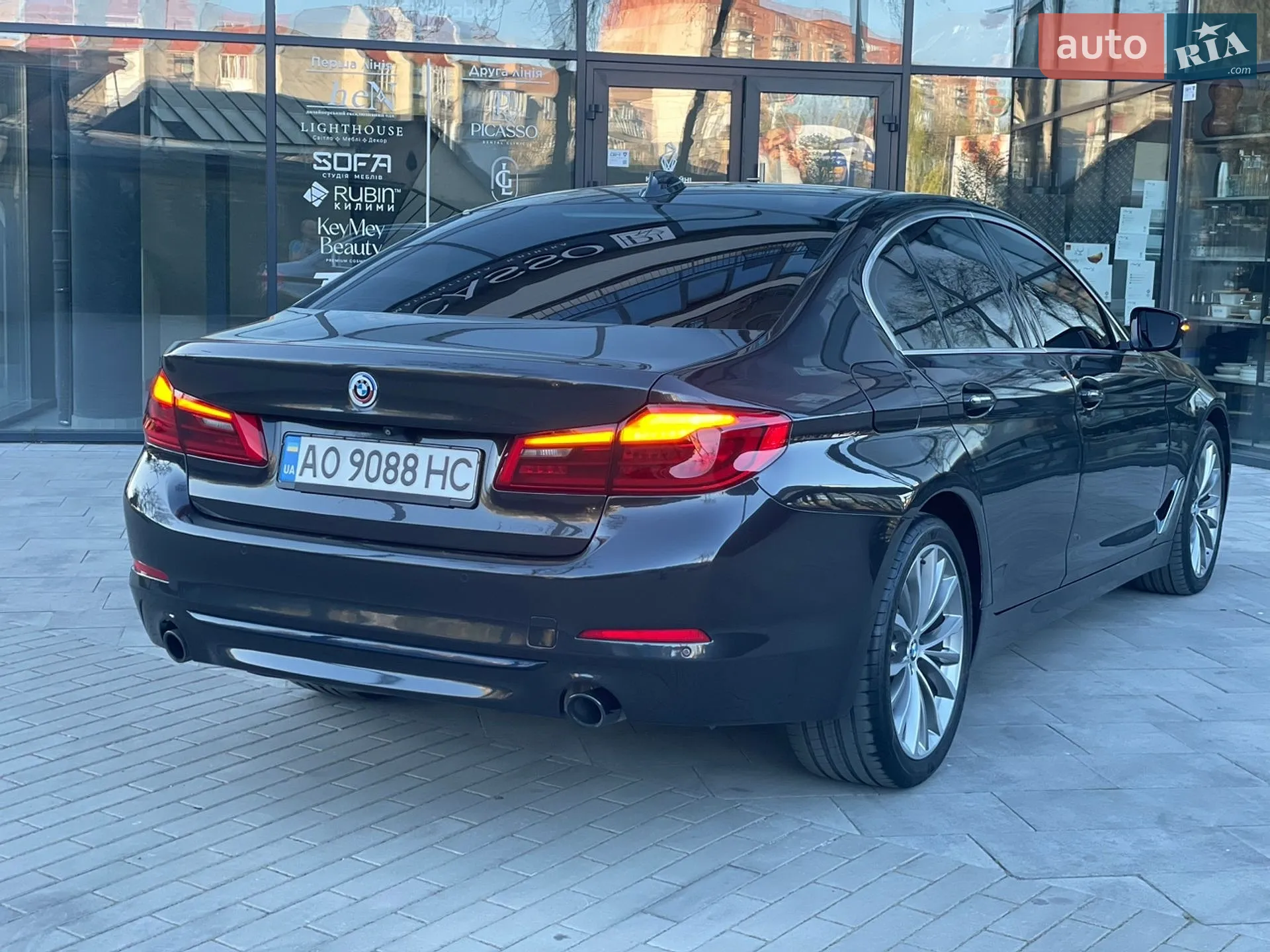 2017 BMW 5er - мініатюра 3