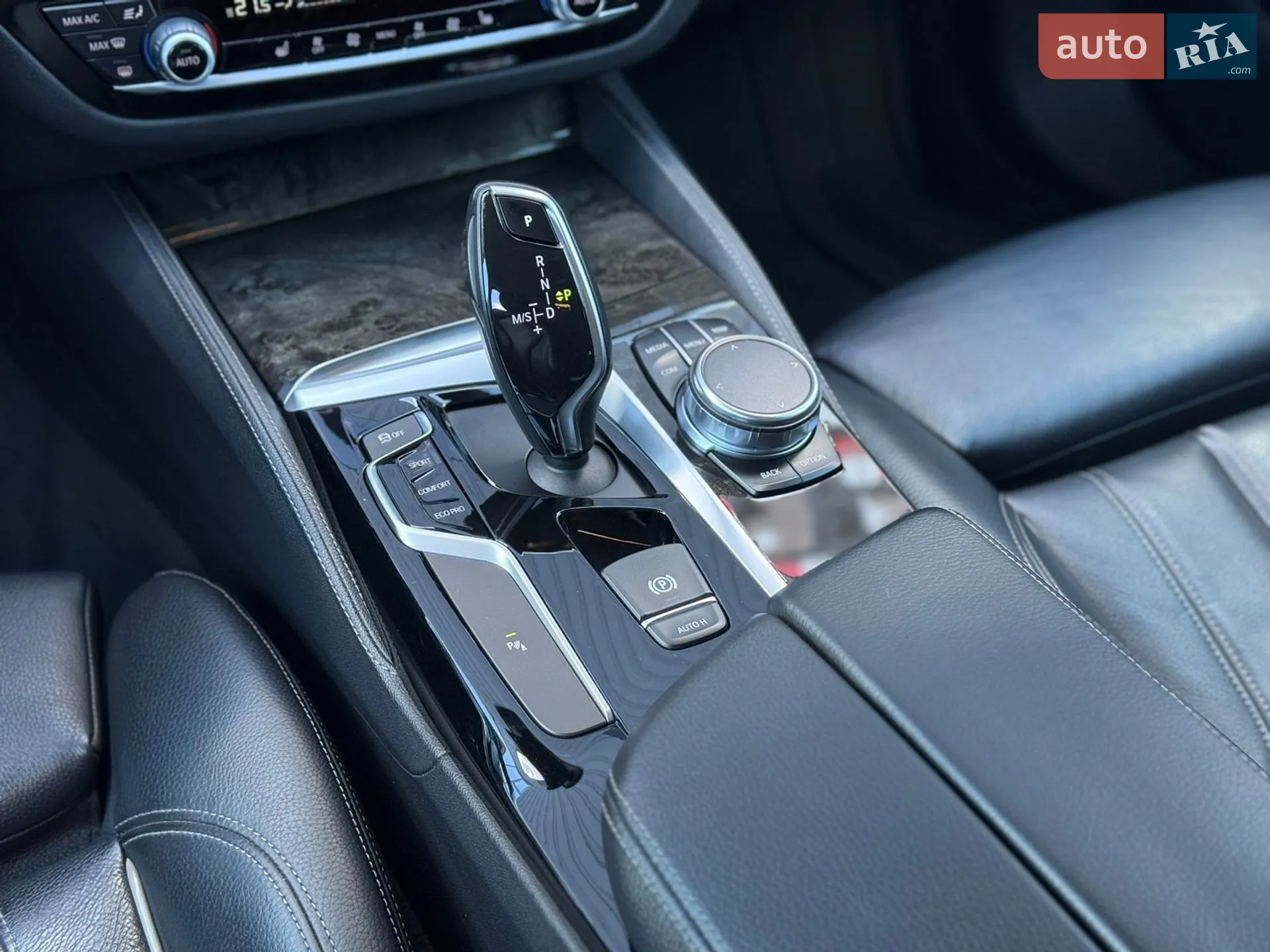 2017 BMW 5er - мініатюра 23