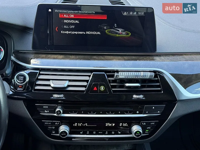 BMW 5 Series 2017 VIN WBAJM71010B054859 фото оголошення 31 з 98