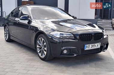 Седан BMW 5 Series 2016 в Днепре