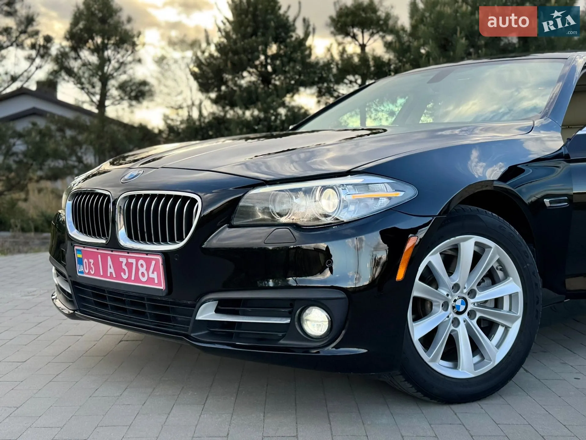 2015 BMW 5er - мініатюра 12