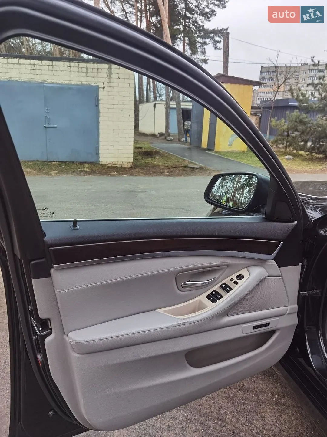 2010 BMW 5er - мініатюра 8