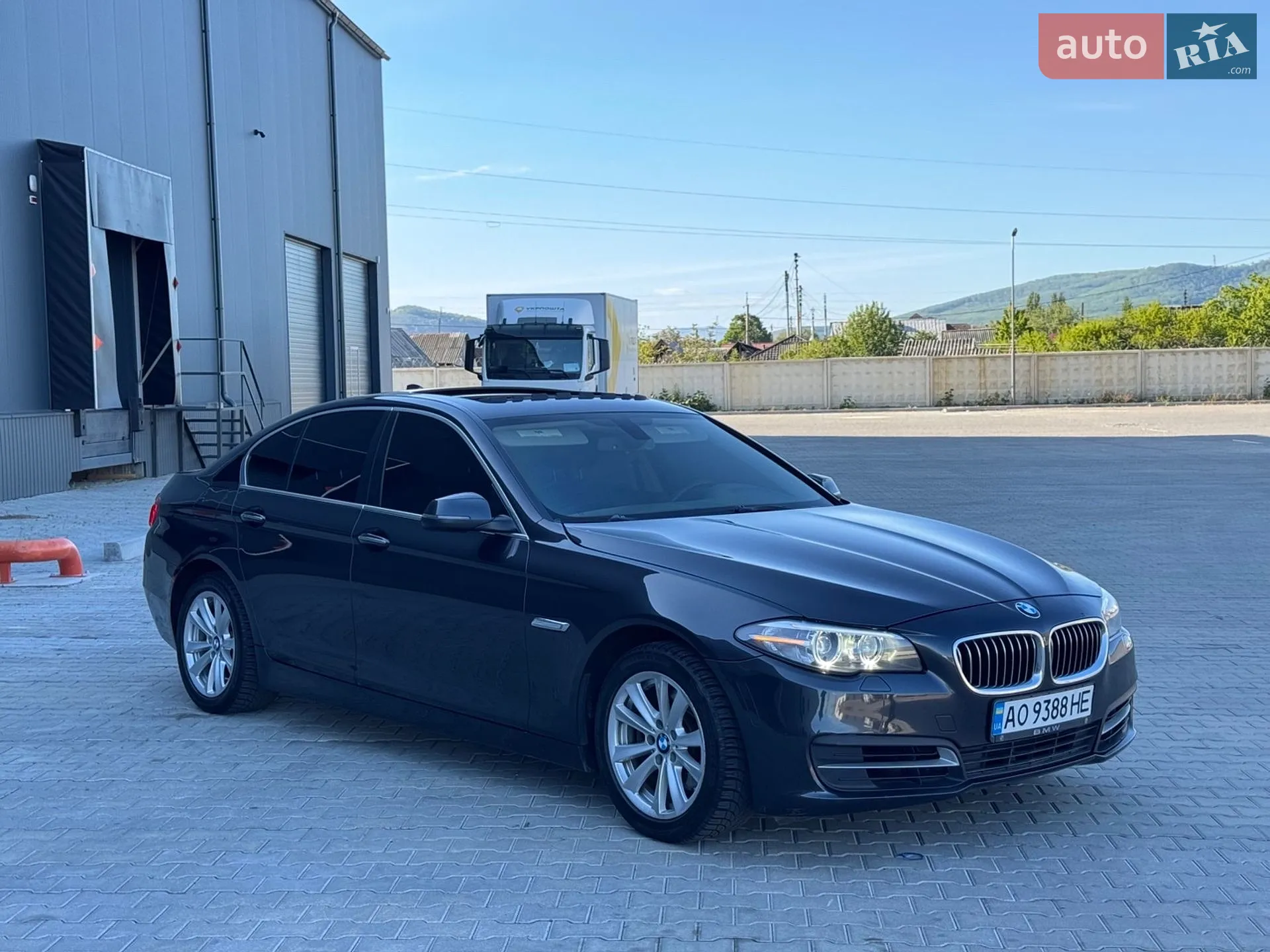 BMW 5 Series 2013 VIN WBA5A5C50ED502186 фото оголошення 6 з 44