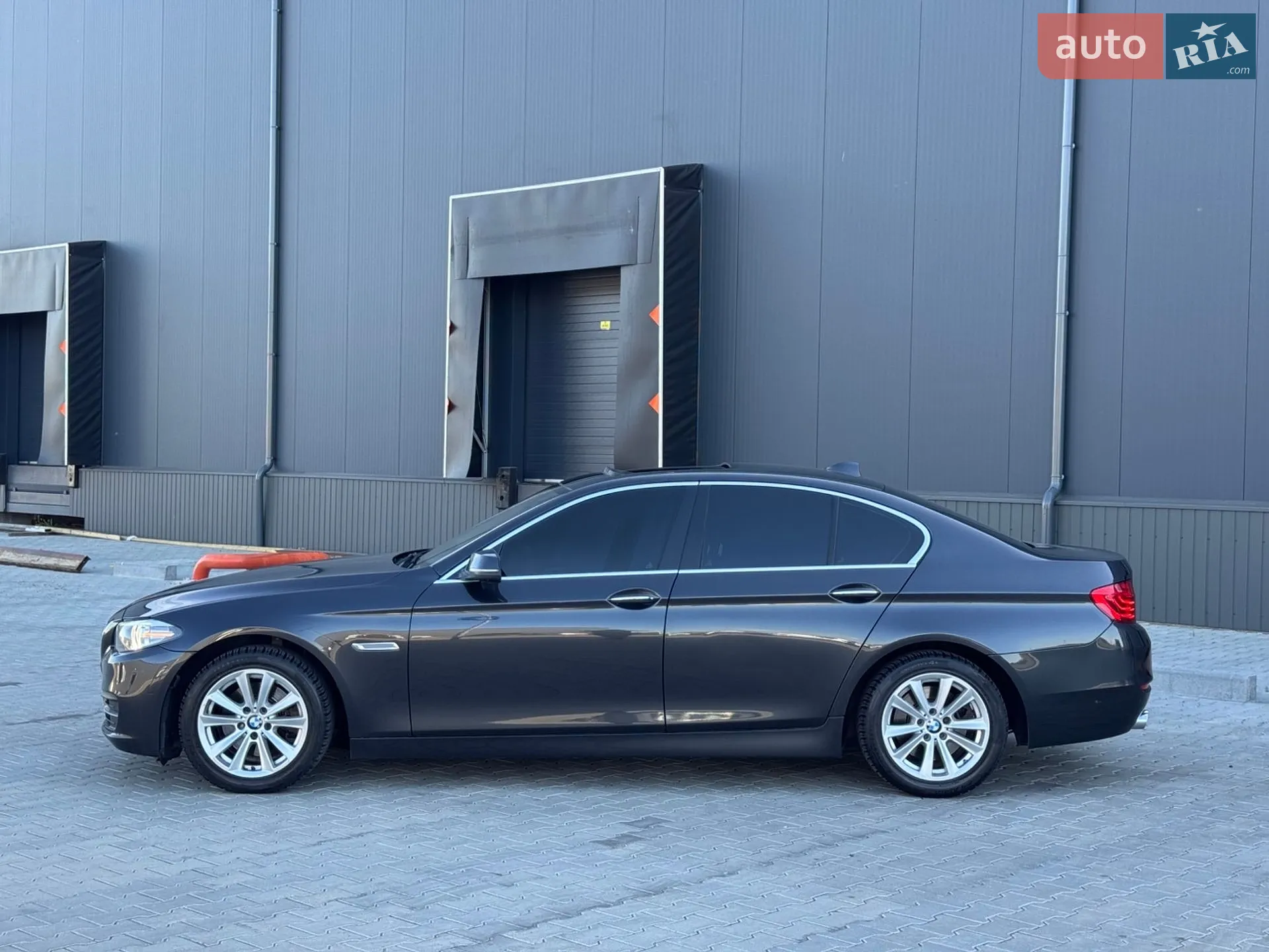 BMW 5 Series 2013 VIN WBA5A5C50ED502186 фото оголошення 15 з 44