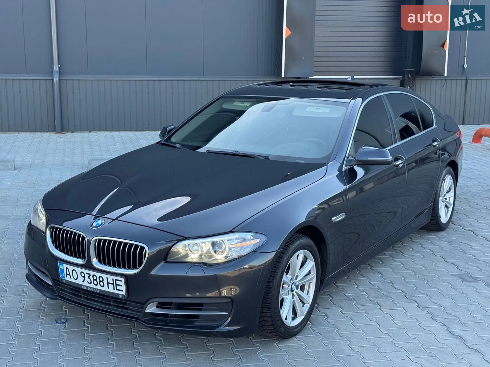 BMW 5 Series 2013 VIN WBA5A5C50ED502186 фото оголошення 17 з 44