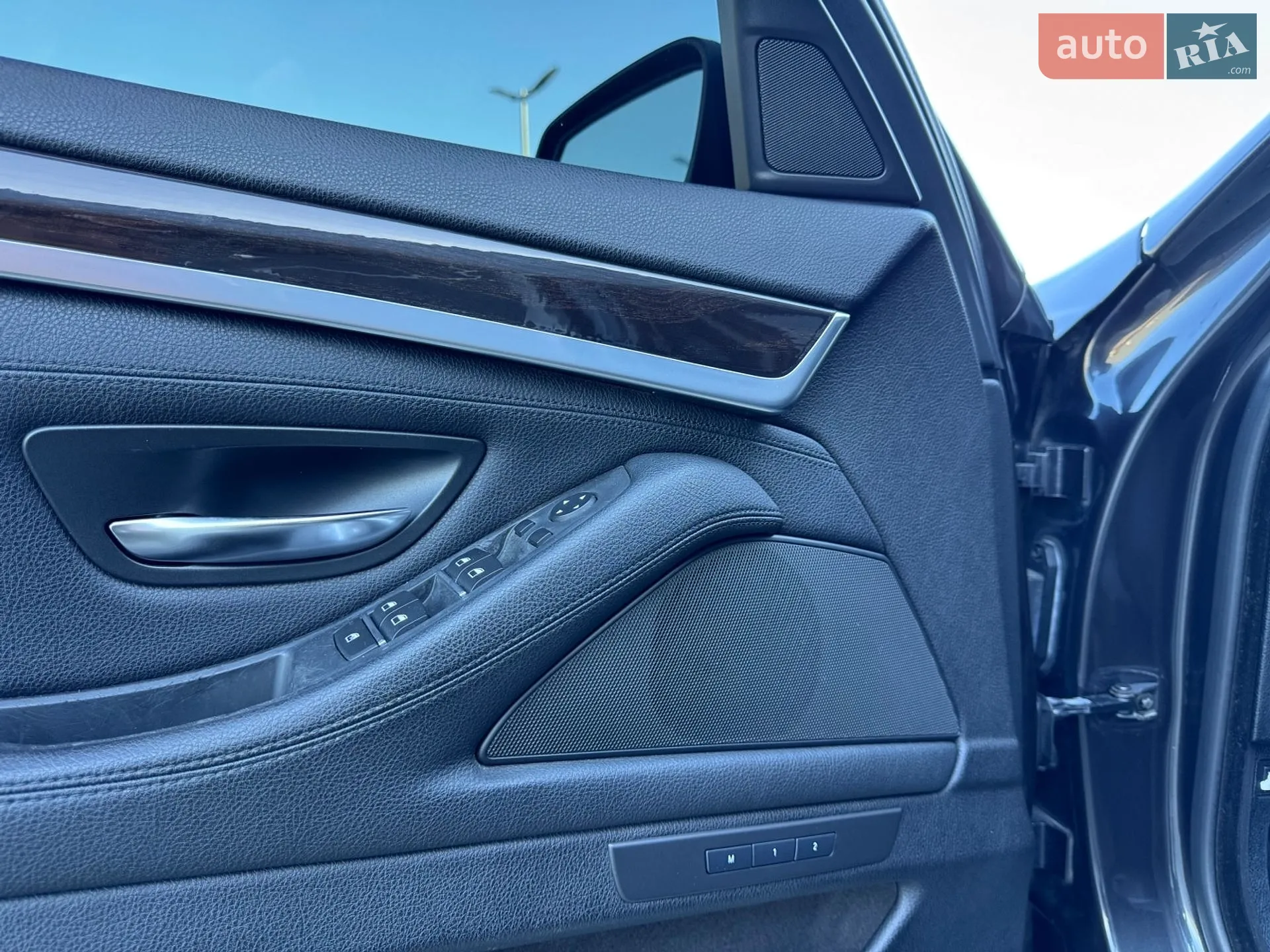 BMW 5 Series 2013 VIN WBA5A5C50ED502186 фото оголошення 20 з 44