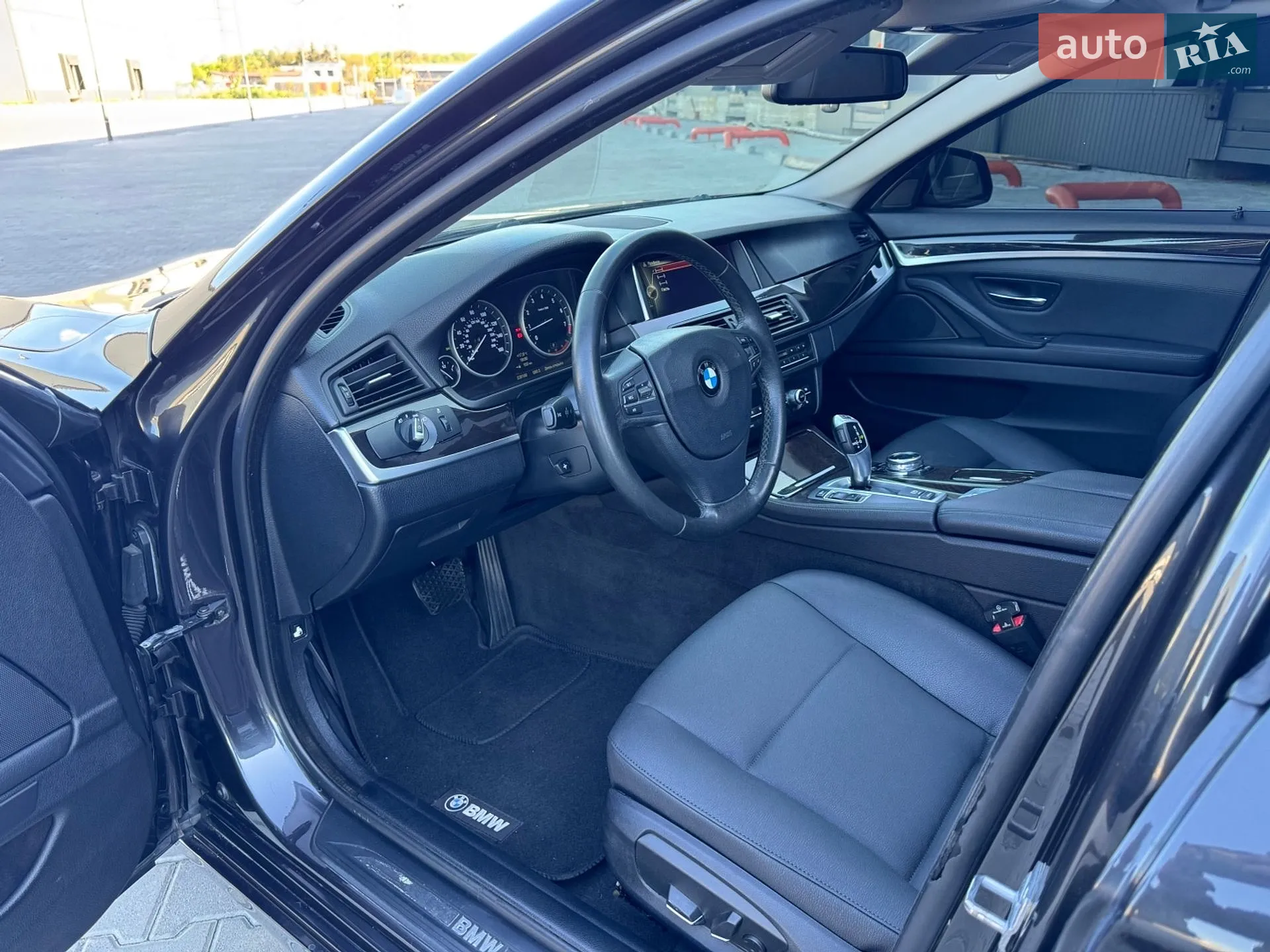 BMW 5 Series 2013 VIN WBA5A5C50ED502186 фото оголошення 21 з 44