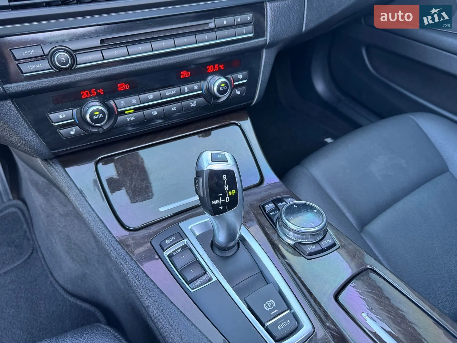 BMW 5 Series 2013 VIN WBA5A5C50ED502186 фото оголошення 28 з 44