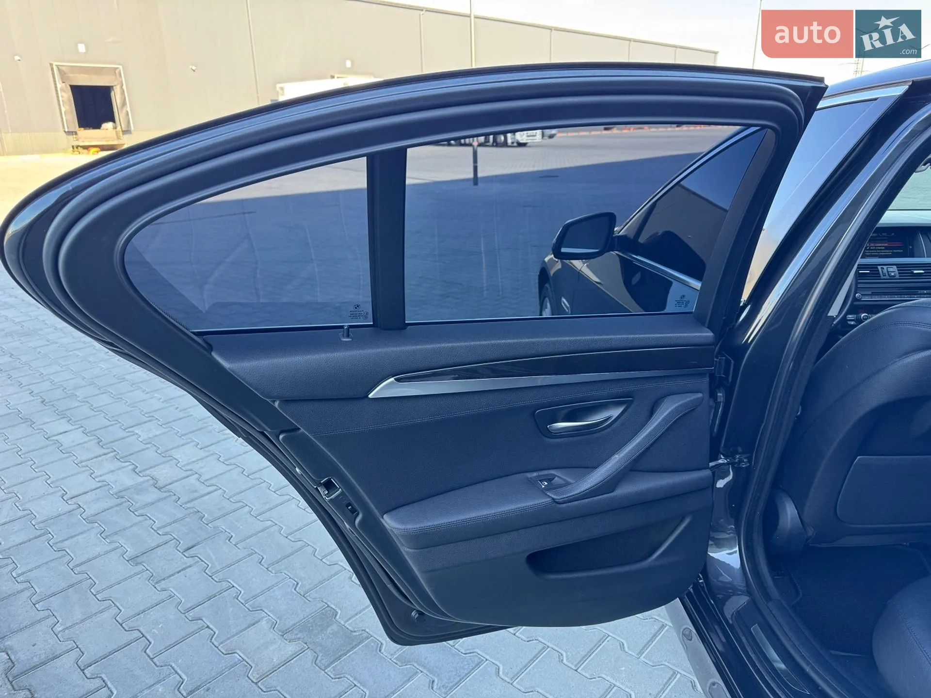BMW 5 Series 2013 VIN WBA5A5C50ED502186 фото оголошення 30 з 44