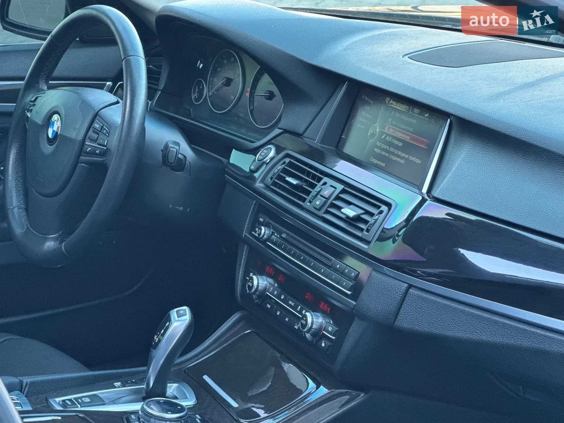 BMW 5 Series 2013 VIN WBA5A5C50ED502186 фото оголошення 42 з 44