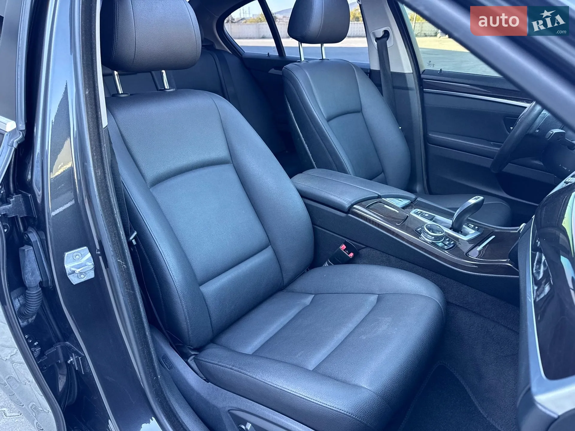 BMW 5 Series 2013 VIN WBA5A5C50ED502186 фото оголошення 44 з 44