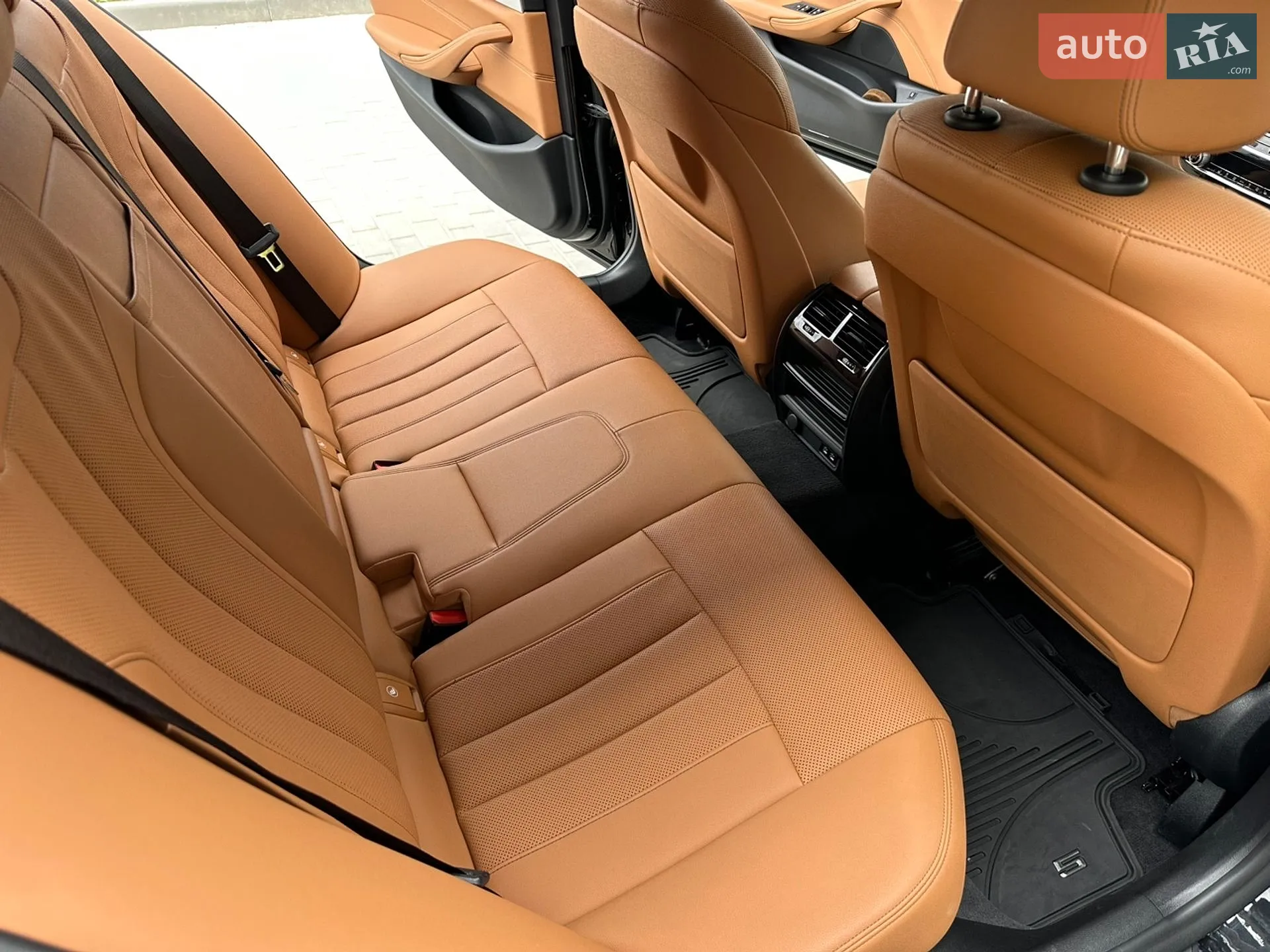 2020 BMW 5er - мініатюра 20