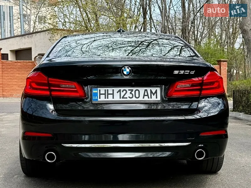 BMW 5 Series 2018 VIN WBAJC9101JB279394 фото оголошення 10 з 71