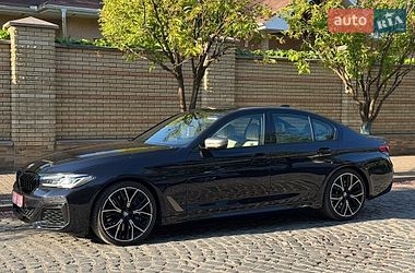Седан BMW 5 Series 2022 в Ужгороді