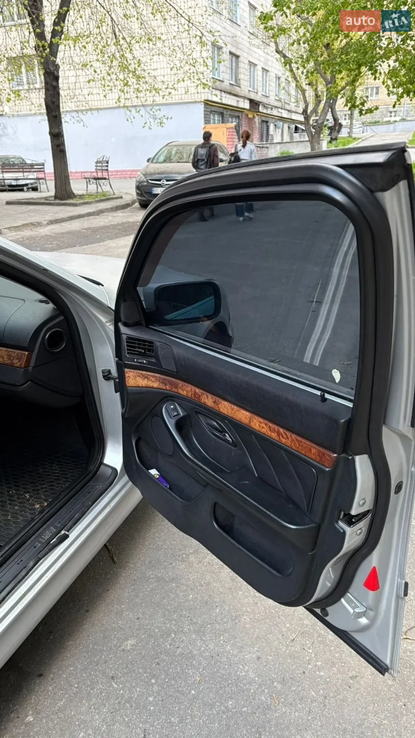 BMW 5 Series 1999 VIN WBADM634XYGU05886 фото оголошення 10 з 24