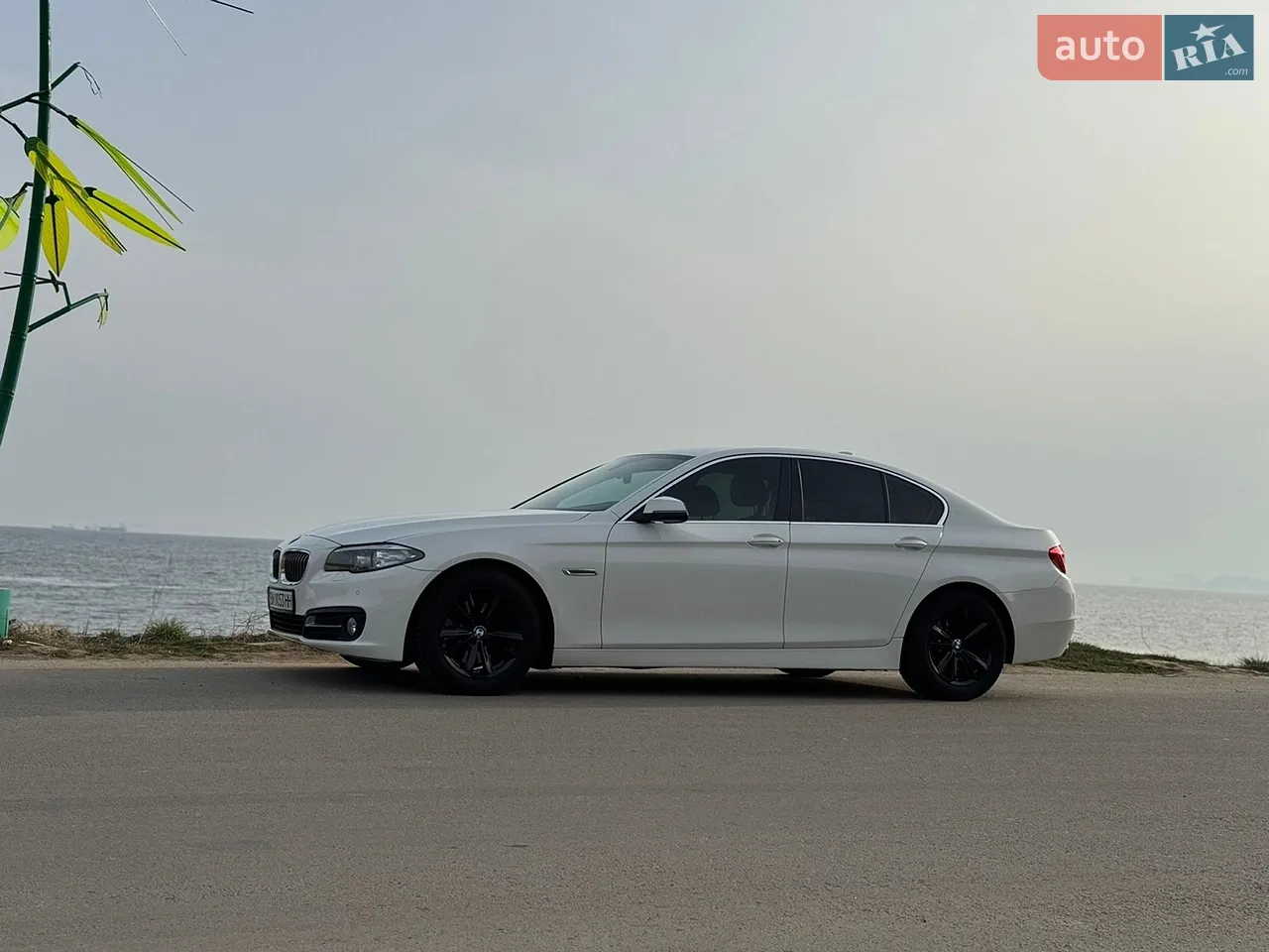 2017 BMW 5er - мініатюра 15