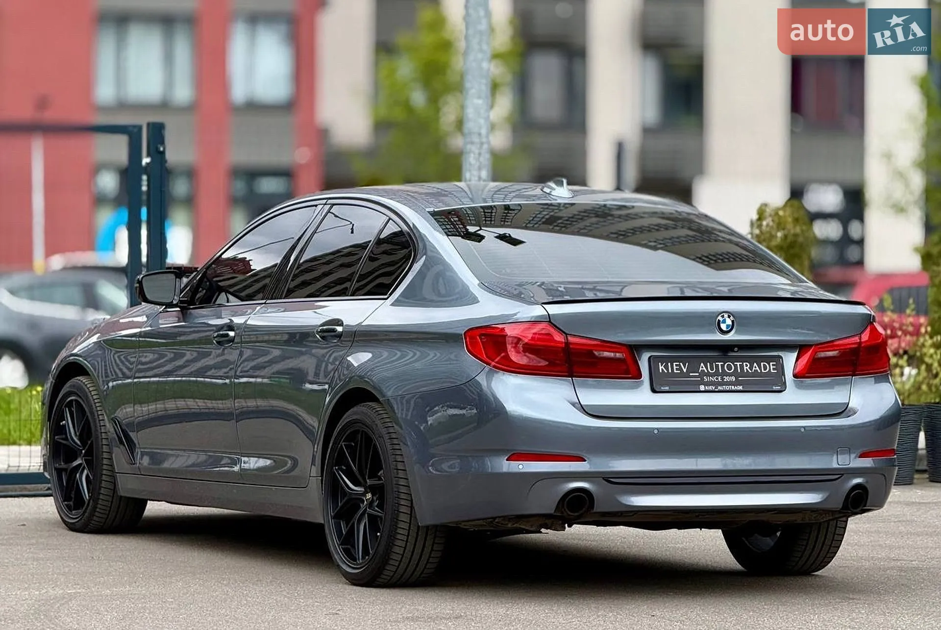 2017 BMW 5er - мініатюра 14