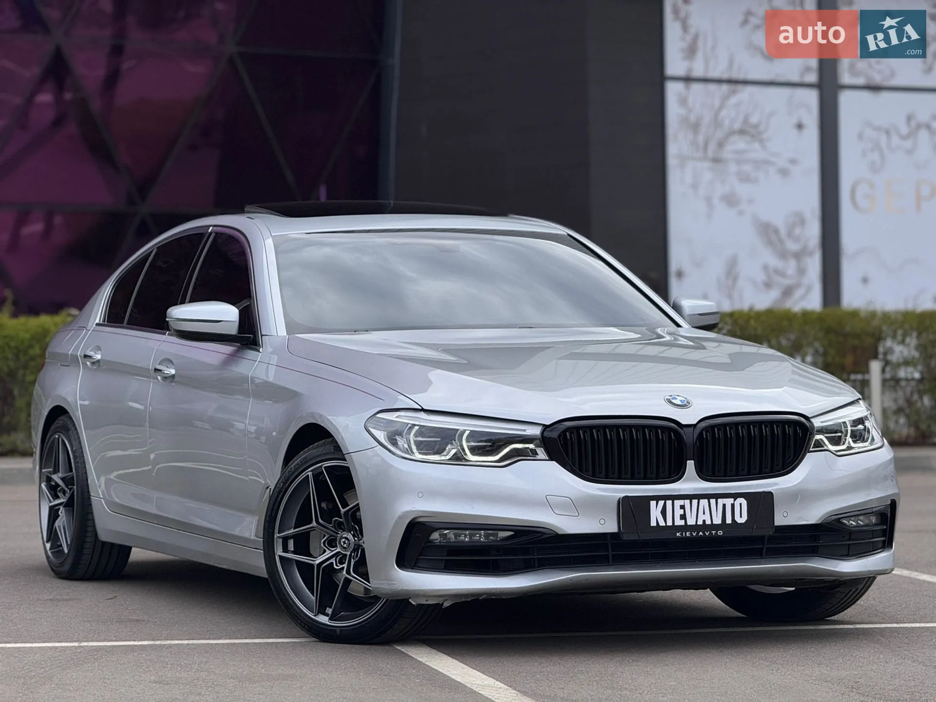 2017 BMW 5er - мініатюра 5