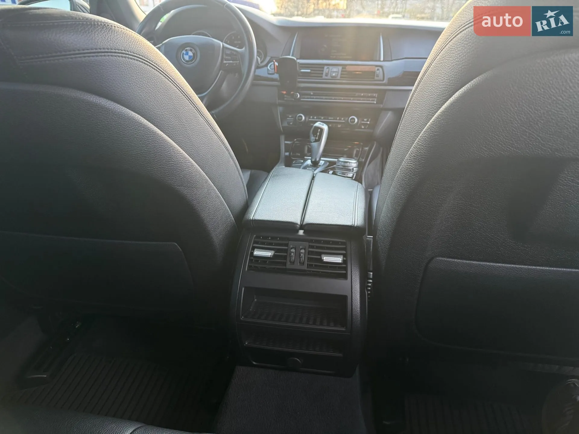 2015 BMW 5er - мініатюра 16