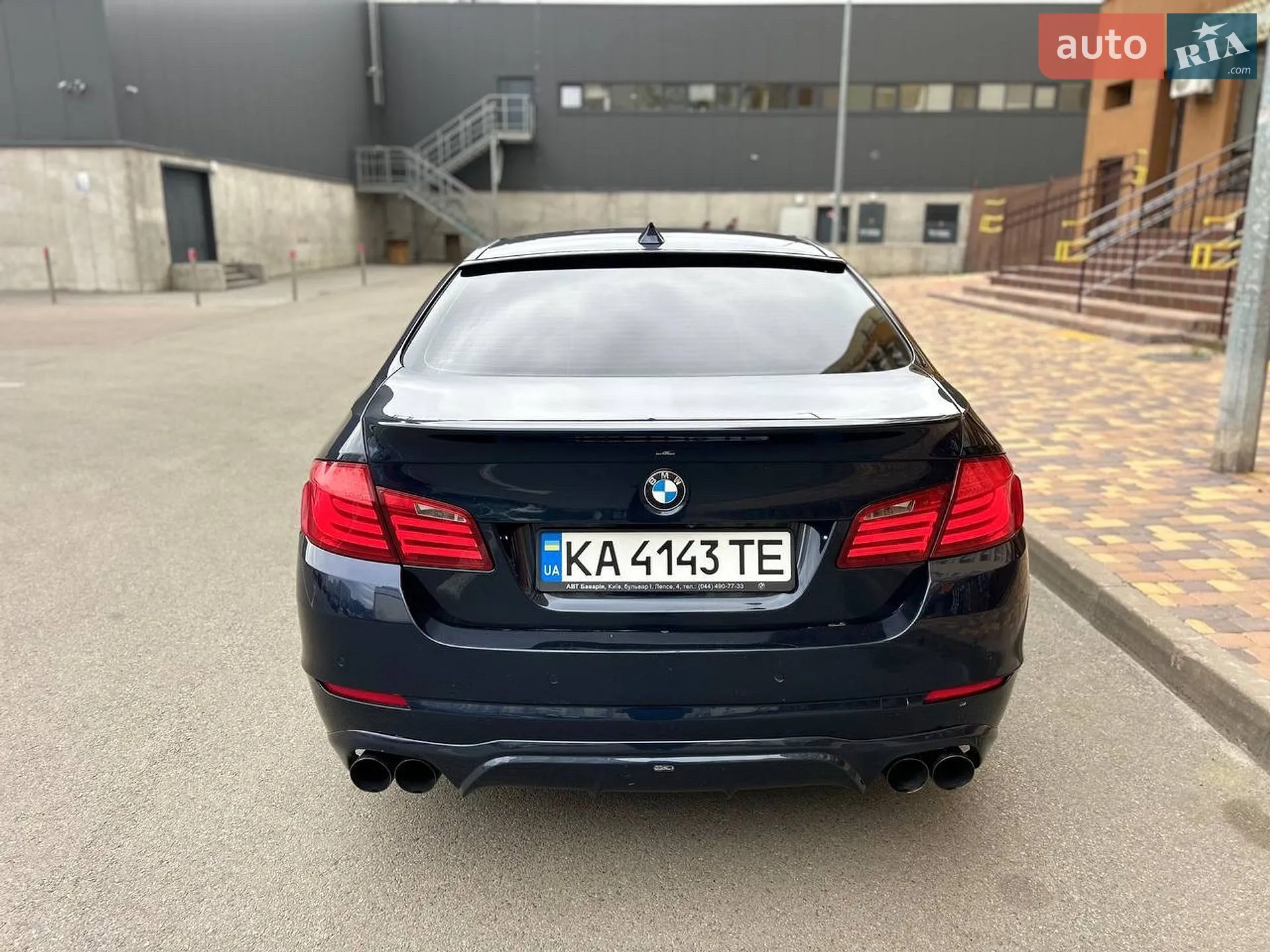 2011 BMW 5er - мініатюра 4