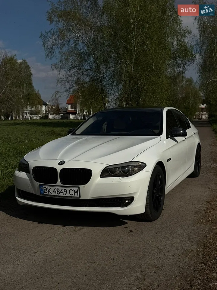 2011 BMW 5er - мініатюра 23