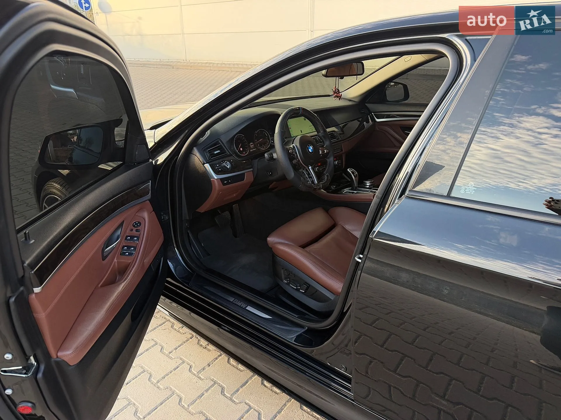 2012 BMW 5er - мініатюра 14