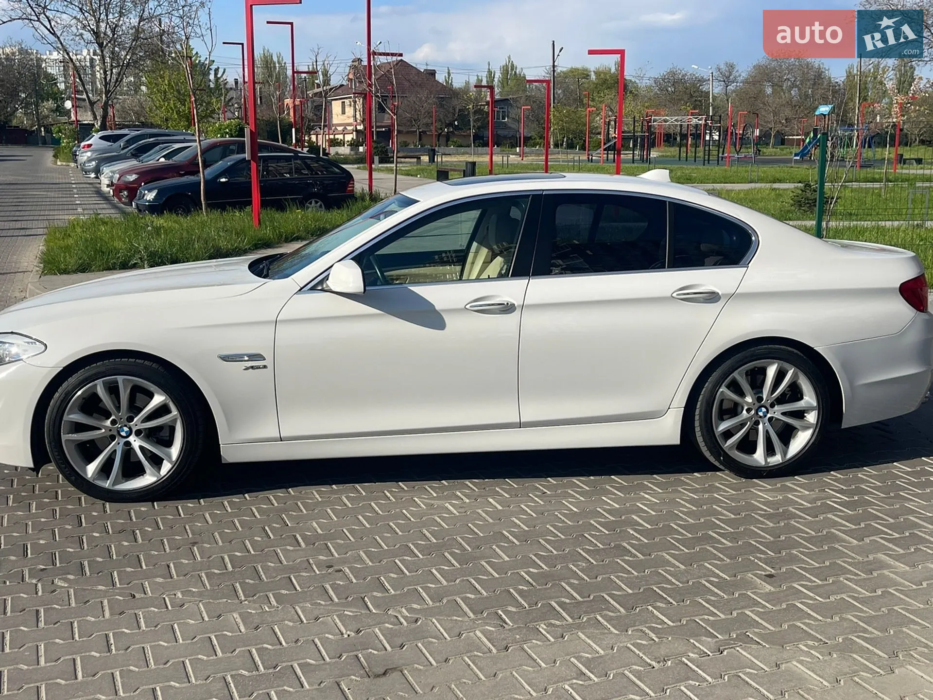 2012 BMW 5er - мініатюра 3