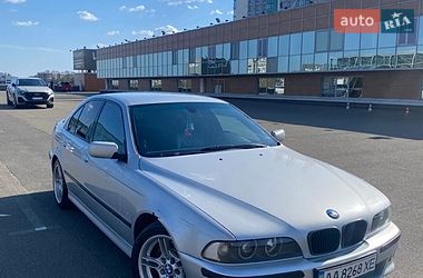 Седан BMW 5 Series 2002 в Киеве