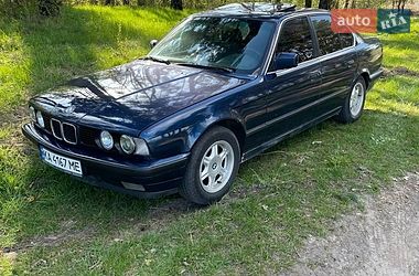 Седан BMW 5 Series 1988 в Фастове