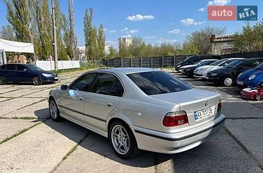 Седан BMW 5 Series 1999 в Харькове